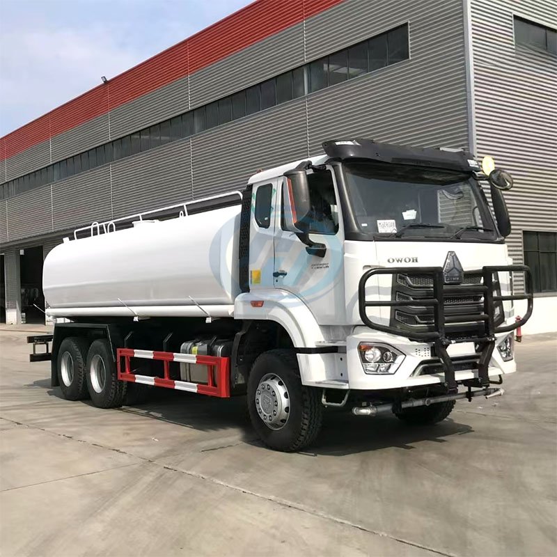 Camión cisterna SINOTRUK HOWO NX de nueva construcción, 6x4, con rociadores de agua (18 m³, 20 m³ y 22 m²)