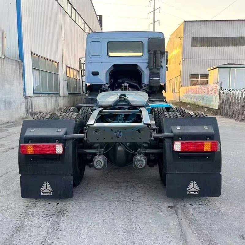 -2_0004_30c25af223b250b157ef47eb799e0a5